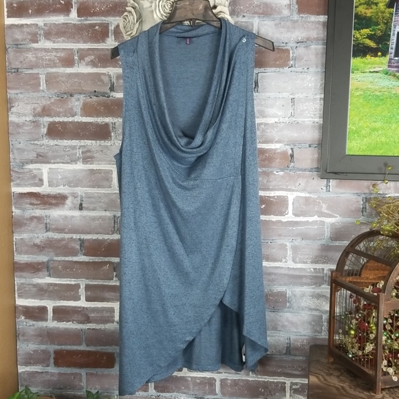 Olivia Sky Jackets & Blazers - NWT Olivia Sky M Blue Top